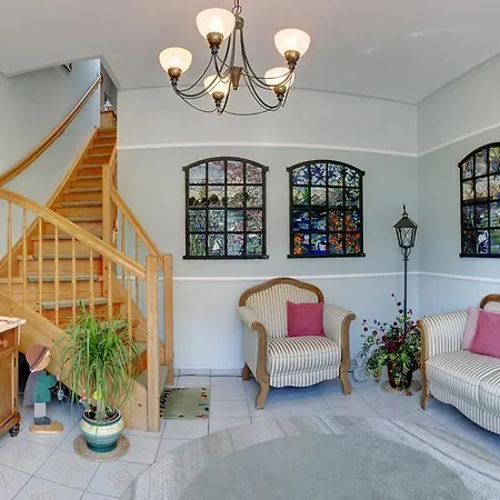 Haus Zum See Апартаменты *