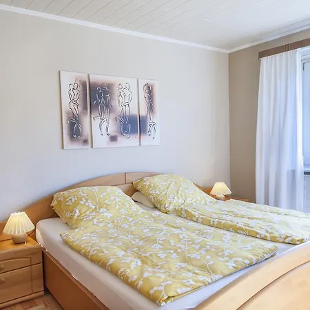 Апартаменты Haus Zum See Dersau