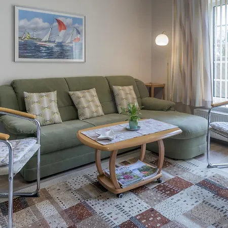 Haus Zum See Апартаменты *